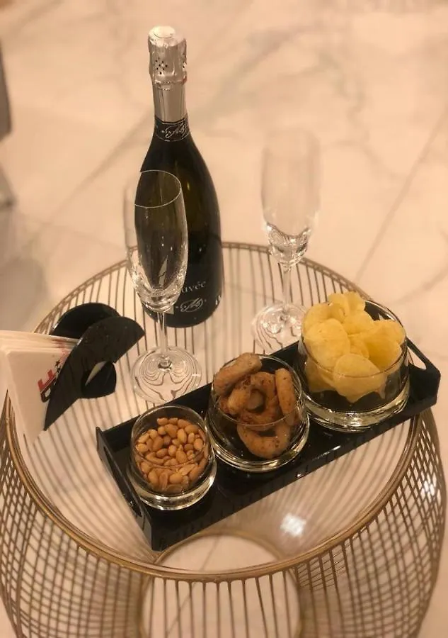 Palazzo Firenze Hotell Neapel Italien